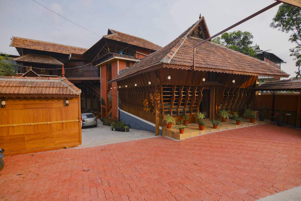 AyurUniverse | Dheemahi-ayurvedic-centre-kerala - AyurUniverse